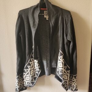 Gray Open Front Cardigan with Geometric Pattern